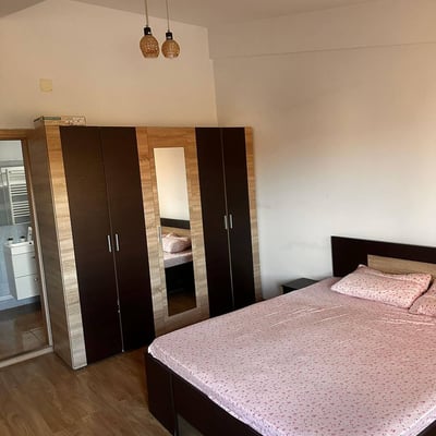 Location d’un appartement chaleureux de 2 pièces, 55 m², Faleza Nord, Constanța, Roumanie